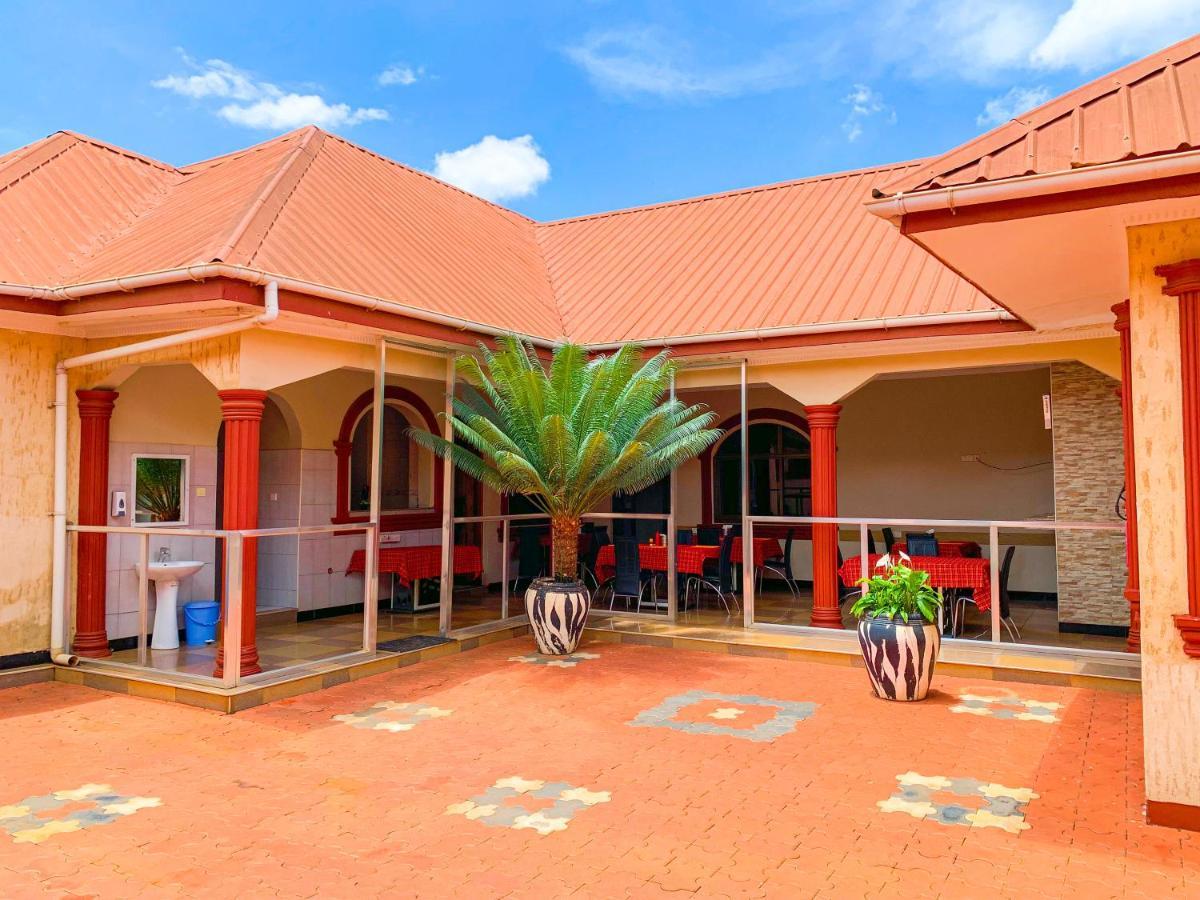 Spring Hills Hotel - Morogoro Eksteriør billede
